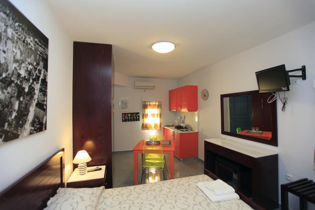 Stegadi Apartments Síkinos Zimmer foto